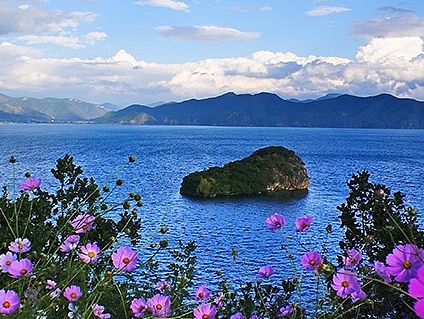 “高原明珠”泸沽湖 一生怎能不去的女儿湖