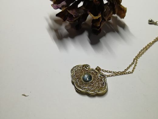 花丝镶嵌开盒锁