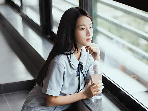 秋は学校が始まる 