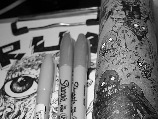 双11的货到了 包装别浪费  涂起来~ Frankenstein 管儿哥