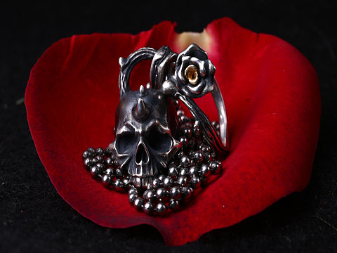 玫瑰骷髅吊坠情人节礼物