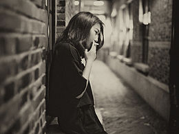 一個(gè)人，心里住著一座城………