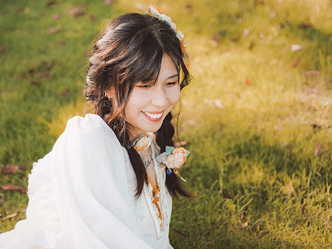 窈窕淑女 嫣然一笑