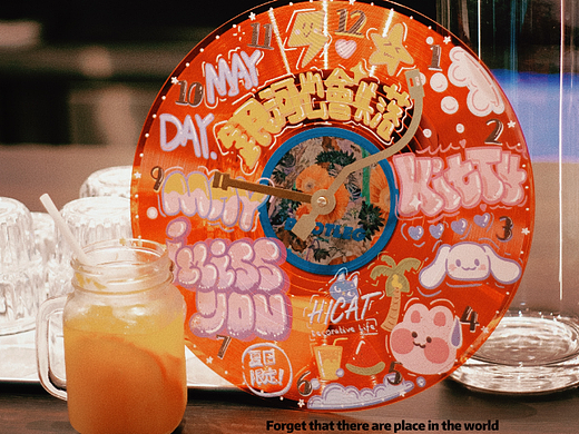 黑胶唱片涂鸦挂钟（个人主页-ZNjA0MTYwODg=） - 生活用品 - 站酷设计师Hauru原创素材 - 站酷ZCOOL