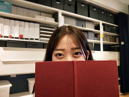 想有个家家里有书与画与你——【宜家拍】（个人主页-ZMjM1MjM0MDQ=） - 人像摄影 - 站酷设计师她叫聪聪原创素材 - 站酷ZCOOL