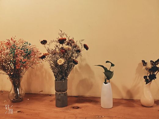 书店——角落（个人主页-ZNDc3MzA0NzY=） - 产品摄影 - 站酷设计师狸榆原创素材 - 站酷ZCOOL