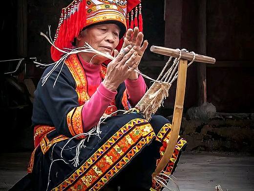 《打草鞋》