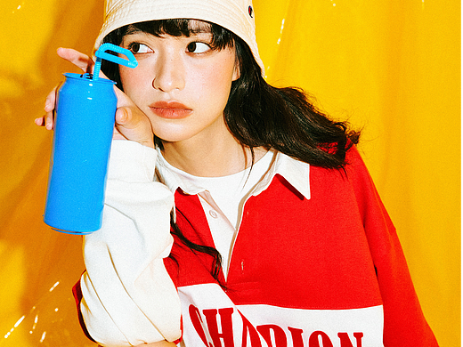 冠军彩色T恤棚拍