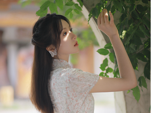 【旗袍女孩-3】