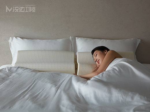 枕头摄影 床垫摄影｜睡眠博士