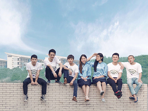 你总说毕业遥遥无期，转眼就各奔东西