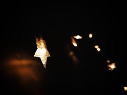 黑夜里的光