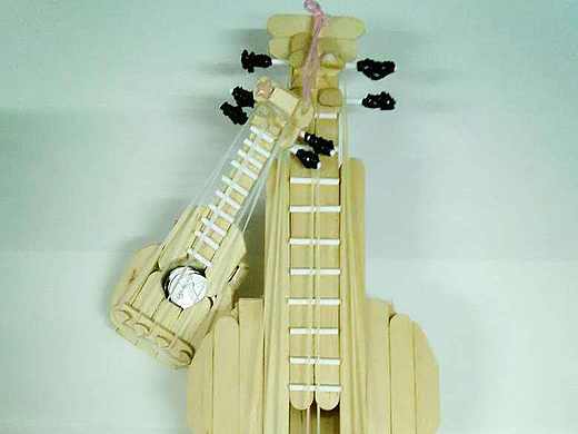 手工做的尤克里里（個人主頁-ZMTgxNDY4NDg=） - 手辦/模玩 - 站酷設(shè)計(jì)師黃雨粒原創(chuàng)素材 - 站酷ZCOOL