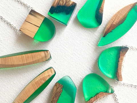 克生——树脂与木首饰设计《若芷汀兰》（个人主页-ZMjIxNTgwODA=） - 首饰设计 - 站酷设计师妙手回春春春原创素材 - 站酷ZCOOL