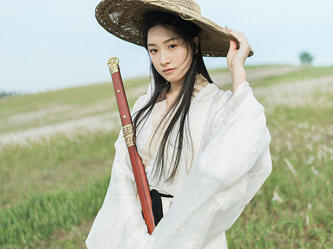 草长莺飞