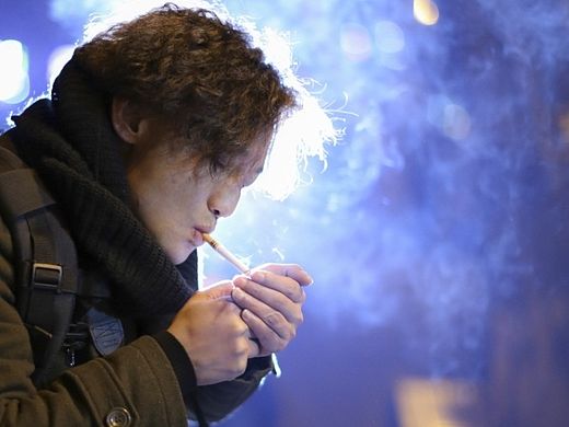 北京是一个你站在马路中间大叫我是傻逼也没人理你的地方
