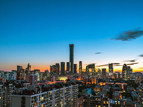 夜幕下的CBD（个人主页-ZMzAxNTQ5NjA=） - 环境/建筑摄影 - 站酷设计师cgbabys原创素材 - 站酷ZCOOL