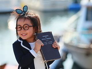 【純真的笑】-正式學(xué)習(xí)攝影紀(jì)念（個人主頁-ZNTQyNDgxMg==） - 人像攝影 - 站酷設(shè)計師EscV5原創(chuàng)素材 - 站酷ZCOOL