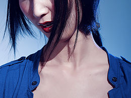 女裝服飾平面廣告商業(yè)攝影