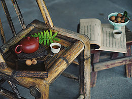 晨飲白茶，食龍眼。