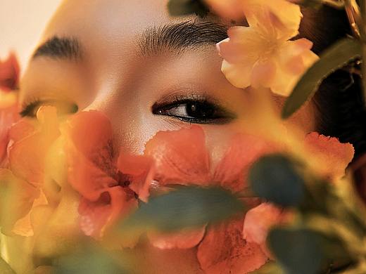 花儿与少女