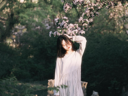 “春之花是眾天使早餐說(shuō)的冬之夢(mèng)”（個(gè)人主頁(yè)-ZMzUyMzIyMjA=） - 人像攝影 - 站酷設(shè)計(jì)師黃一味原創(chuàng)素材 - 站酷ZCOOL