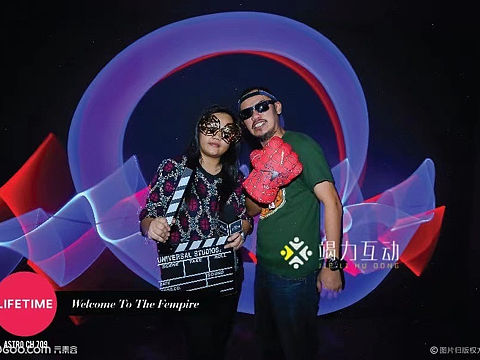 光绘涂鸦（个人主页-ZNTQ2Mzg1Njg=） - 人像摄影 - 站酷设计师竭力互动肖健原创素材 - 站酷ZCOOL