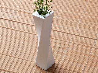 创意扭转花插设计