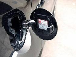 油箱抗爆抗撞自动断火设计#研发控#