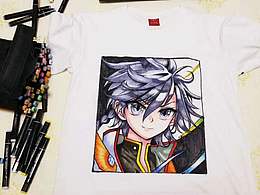 体恤上的动漫人物
