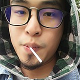 KnightH的头像