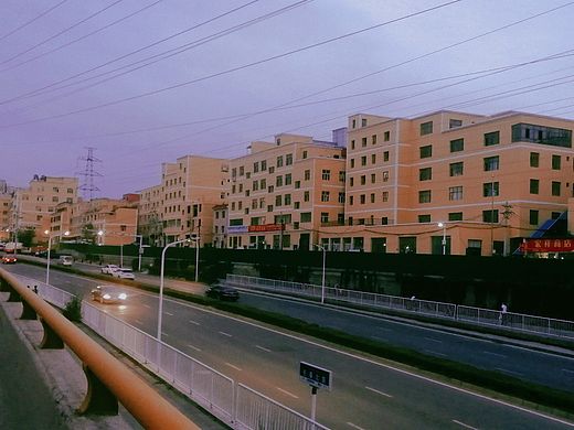 城市摄影（乌鲁木齐）（个人主页-ZNDc0NDY4NDQ=） - 环境/建筑摄影 - 站酷设计师喝啤酒的狗原创素材 - 站酷ZCOOL