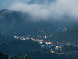 山村