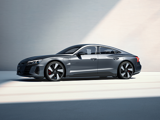 Audi e-tron GT CGI - 探戈红 - 花剑银