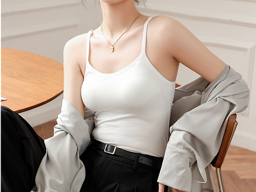 模特小咪拍摄 背心拍照 打底衣拍摄