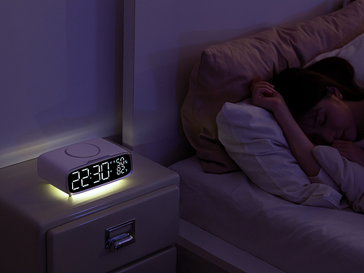 品牌案例丨狂响数显MagSafe无线充电蓝牙音箱