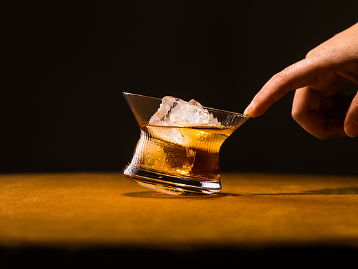 《It's You》| 旋转杯 | 水杯 | 玻璃杯 | 酒杯 | 饮具
