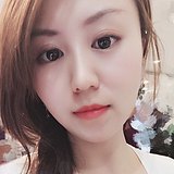 文艺范儿2B女青年的头像