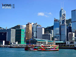 漫步香港。
