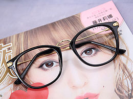 文艺清新类目眼镜框详情页设计