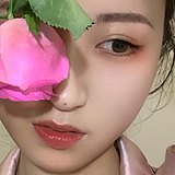 一颗颗颗的头像