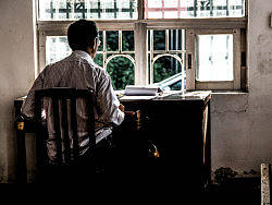 活着（个人主页-ZMjY4ODk4OA==） - 人文/纪实摄影 - 站酷设计师林指纹原创素材 - 站酷ZCOOL