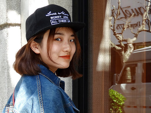 大号姑娘是我，你是谁