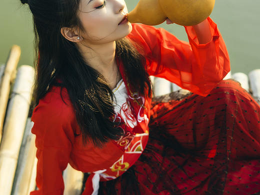 港风基调走一圈（个人主页-ZNDI2NjE5NTY=） - 人像摄影 - 站酷设计师头脑风暴陈龙原创素材 - 站酷ZCOOL