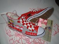 大学时候设计的帆布鞋~（个人主页-ZODIxNzI4） - 其他 - 站酷设计师BobbyZ原创素材 - 站酷ZCOOL