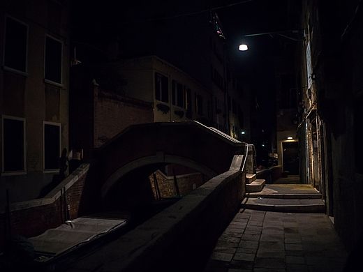 威尼斯黑水 《微光城市》之五