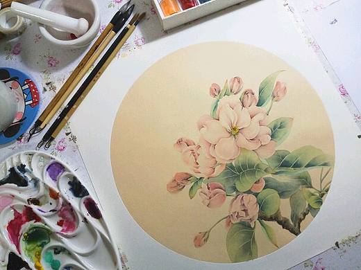 试问卷帘人，却道海棠依旧