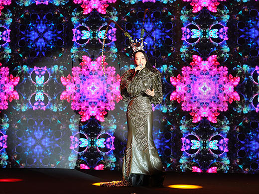 萨顶顶 悟空 背景视频