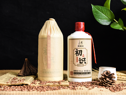 白酒|电商产品|初识白酒产品拍摄（个人主页-ZNjgwNjAzNDQ=） - 产品摄影 - 站酷设计师樱为有理想原创素材 - 站酷ZCOOL