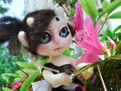 我的第一个毛毡娃 小魔怪 感觉自己像个造物者